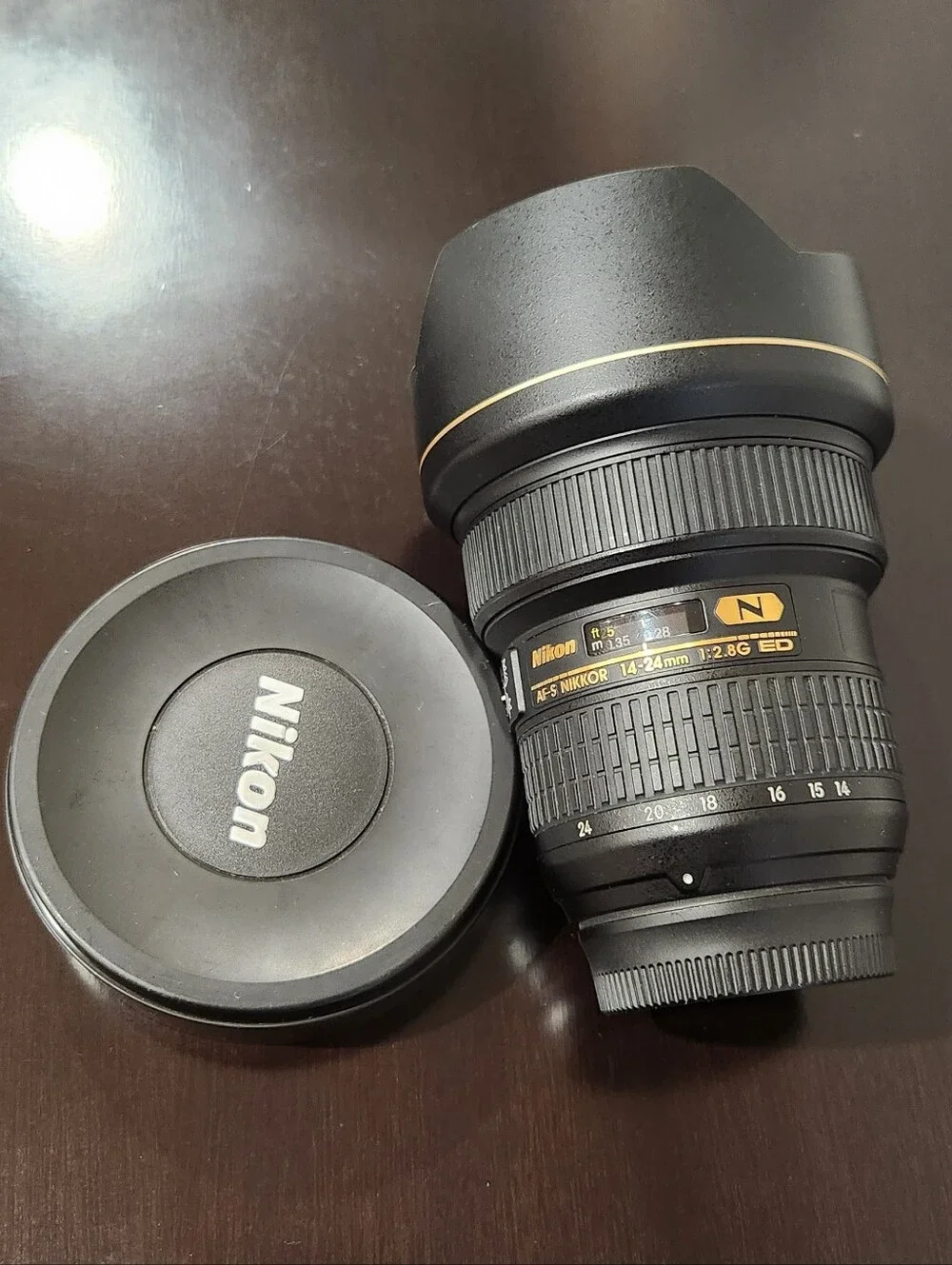 Nikon AF-S NIKKOR 14-24mm f/2.8G ED Wide-Angle Lens - Black